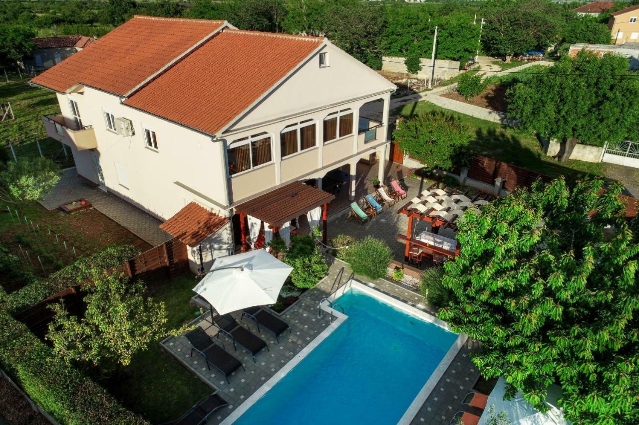 Kuca Za Odmor Lukic Villa Donje Rastane Exteriör bild