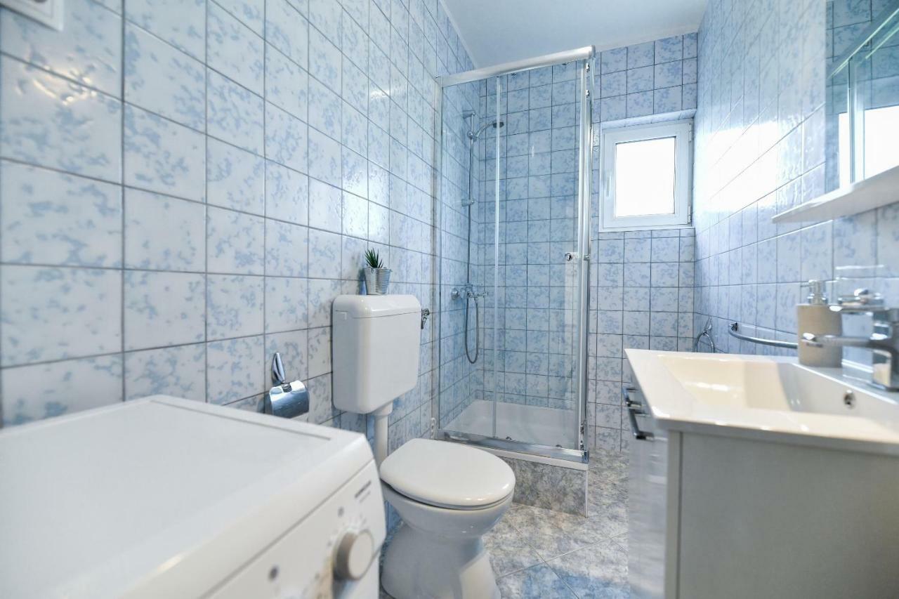 Kuca Za Odmor Lukic Villa Donje Rastane Exteriör bild